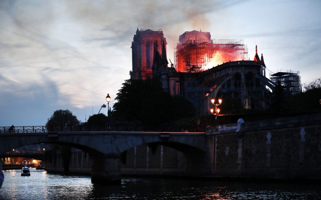 Notre-Dame fire unites, then divides France