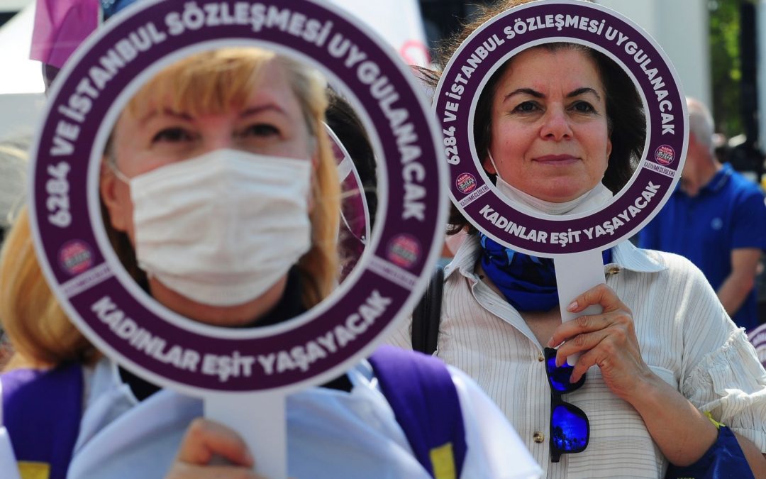 Hashtag campaign spotlights violence against women in Turkey